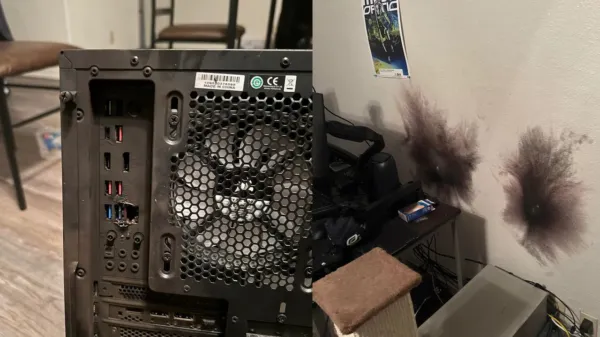 Lightning strike enters apartment through coaxial internet cable, blows up...