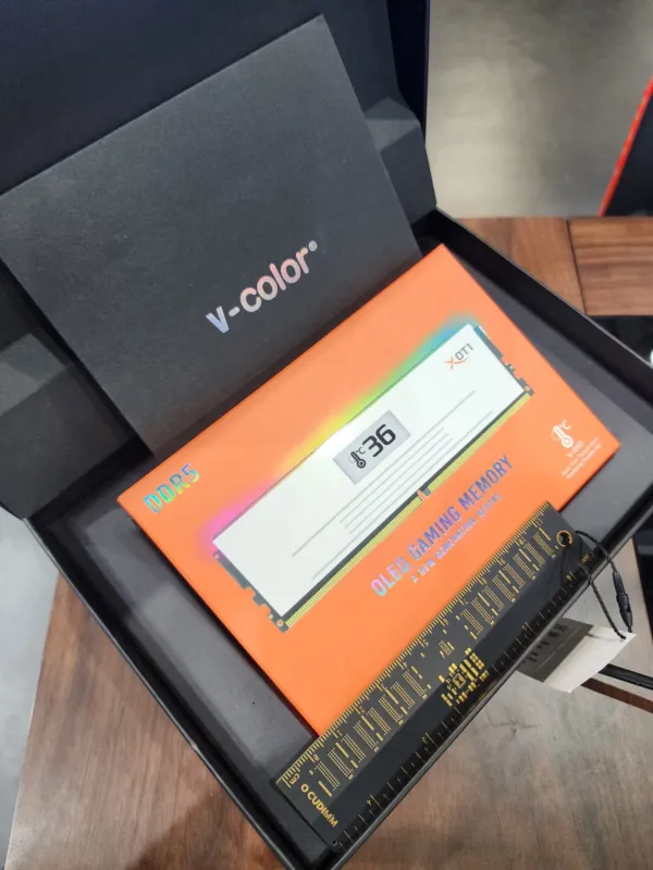 V-Color Pushes DDR5 Capacity to 2 TB With New MRDIMM Kits, While Its OLED Memory Gets Low-Profile EXPO ULL Redesign