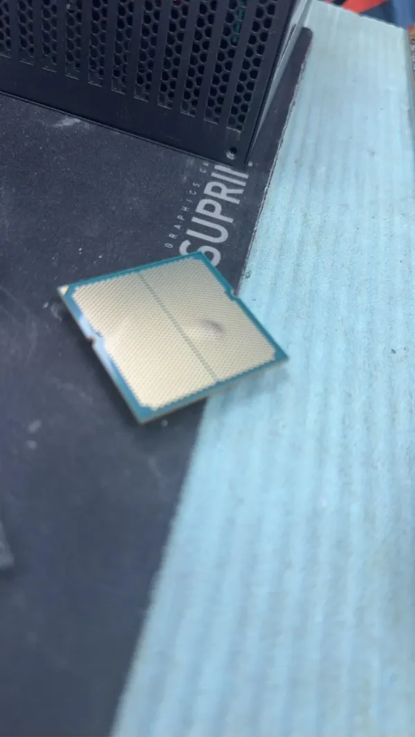 AMD Denies Warranty On Dead Ryzen 9 7950X3D, Blaming Substrate Swelling After GIGABYTE Cleared The Motherboard Of Any Faults