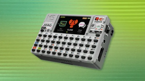 This Credit Card-Sized Linux Box Has a Keyboard, Camera, and AI Capability